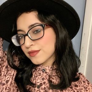 Meet your Posher, Aimee